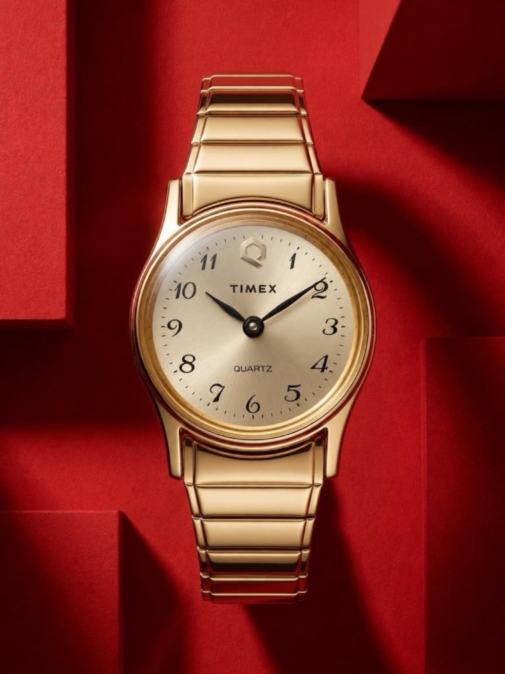 Vintage Timex Q Gold Tone Watch New Battery approx  21mm 6 in